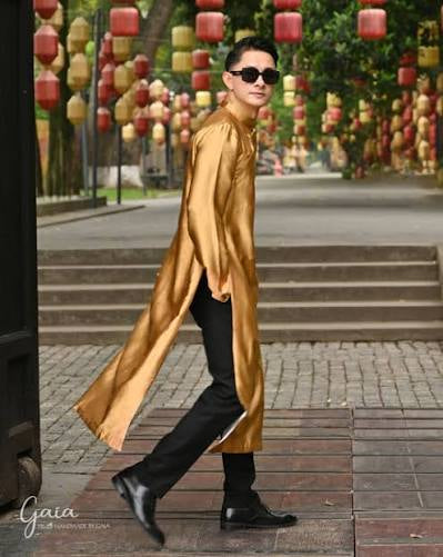 Vietnamese Golden B Attires